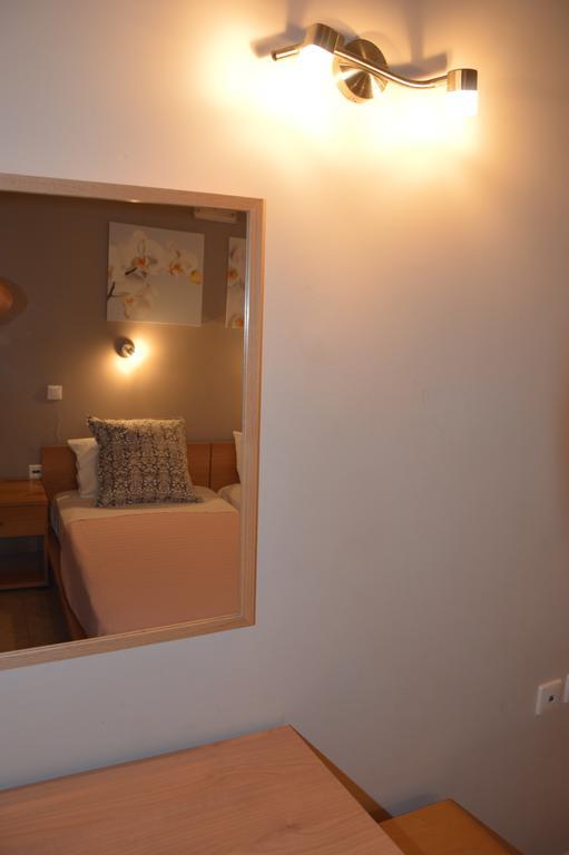 Akis Apartments Palaiokastritsa Esterno foto