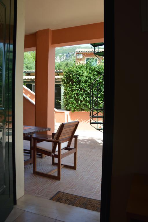 Akis Apartments Palaiokastritsa Esterno foto