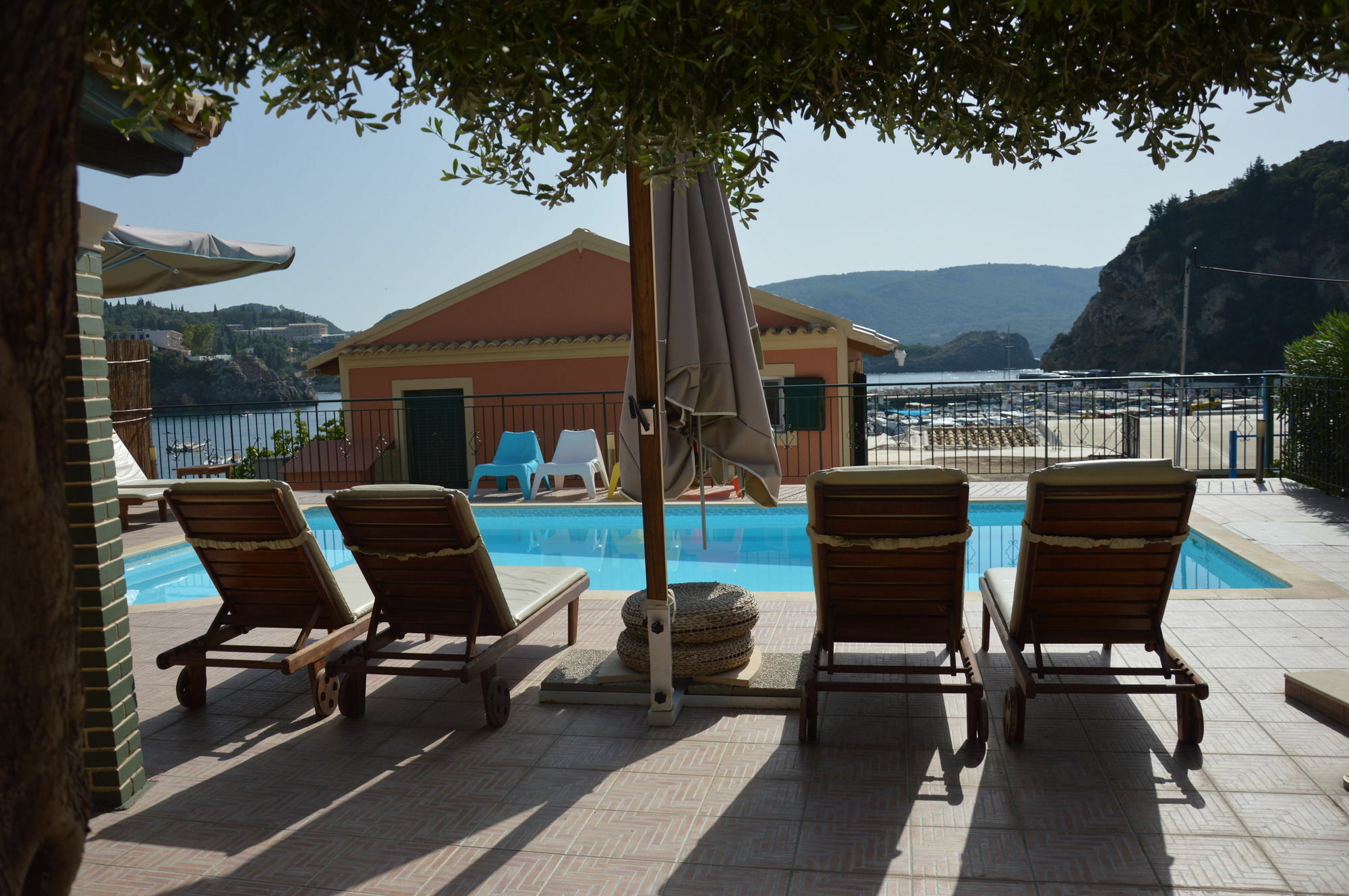 Akis Apartments Palaiokastritsa Esterno foto
